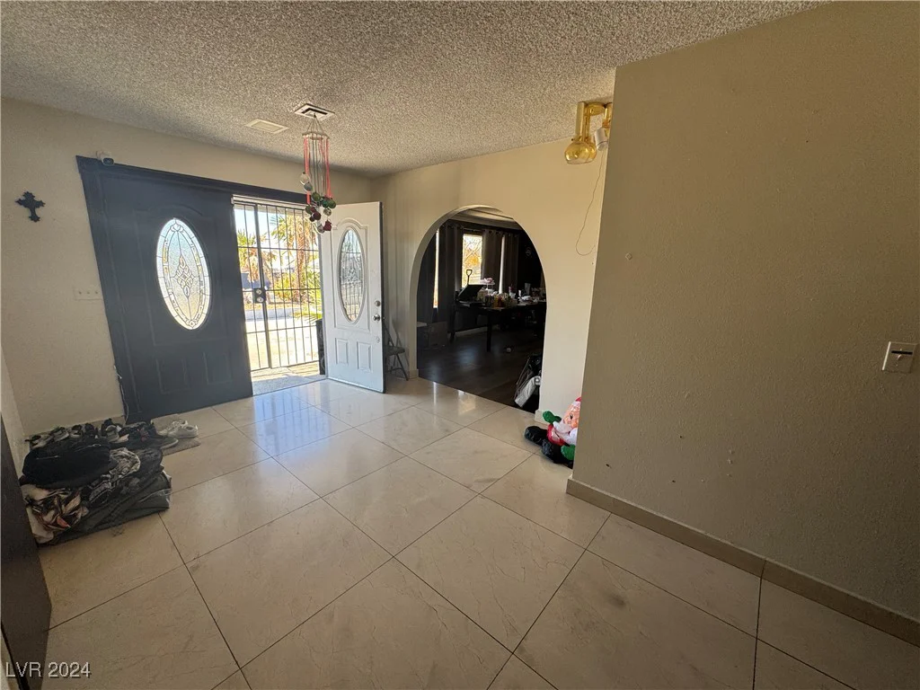6510 Viewpoint, Las Vegas, NV 89156