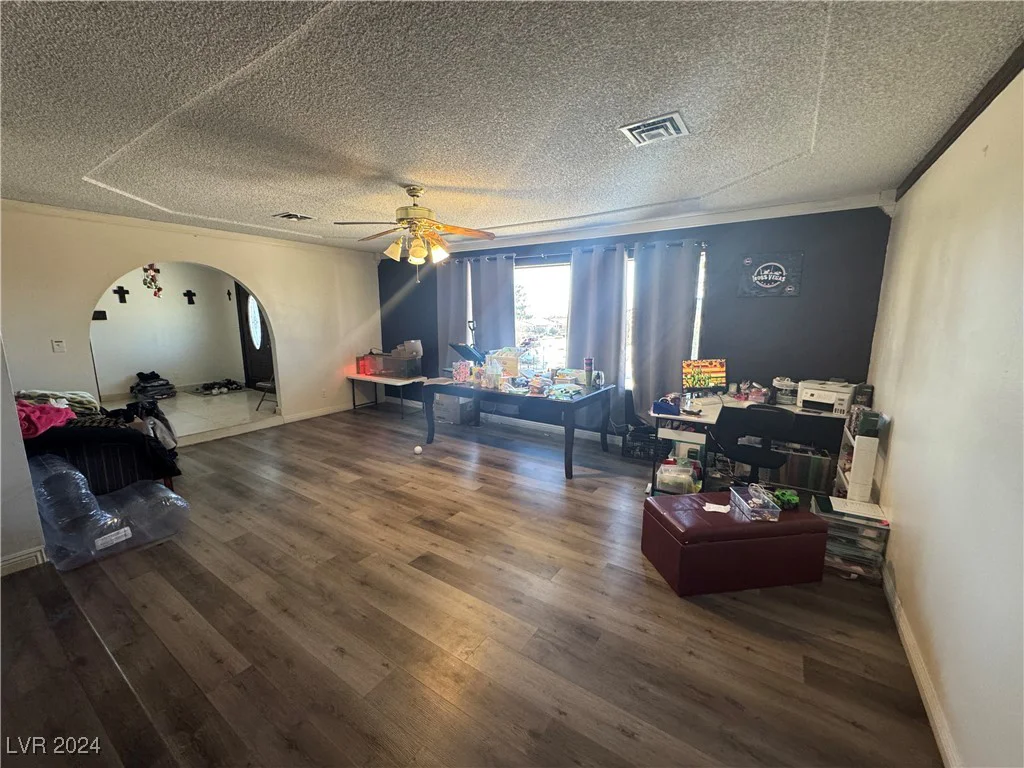 6510 Viewpoint, Las Vegas, NV 89156