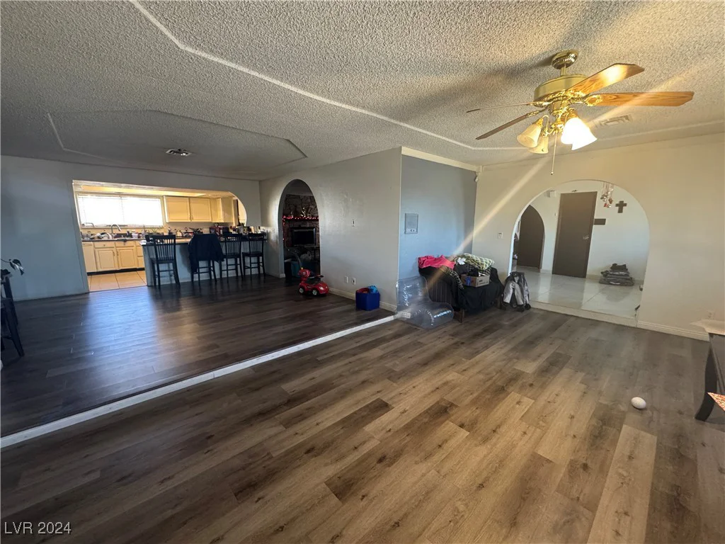 6510 Viewpoint, Las Vegas, NV 89156