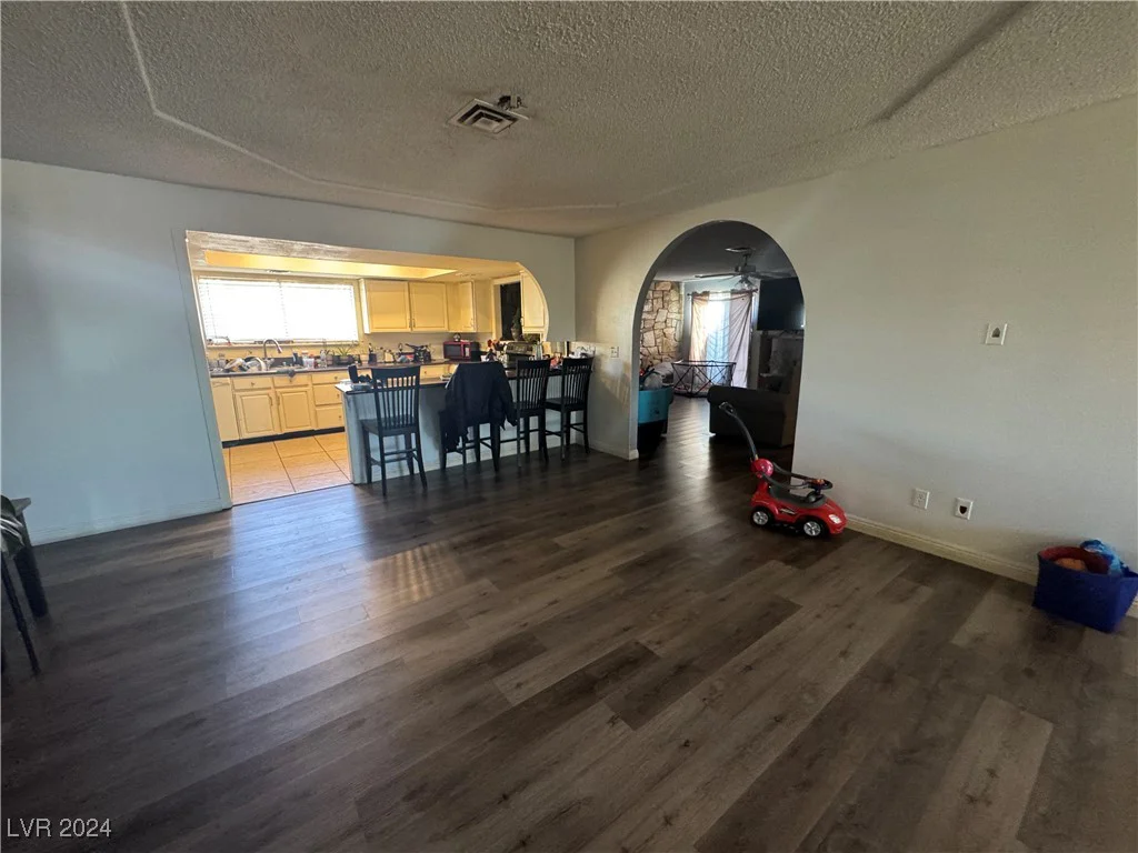 6510 Viewpoint, Las Vegas, NV 89156