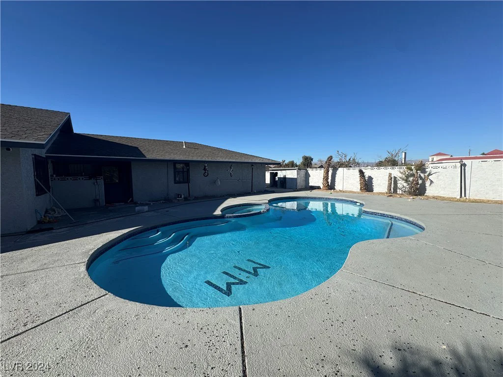 6510 Viewpoint, Las Vegas, NV 89156