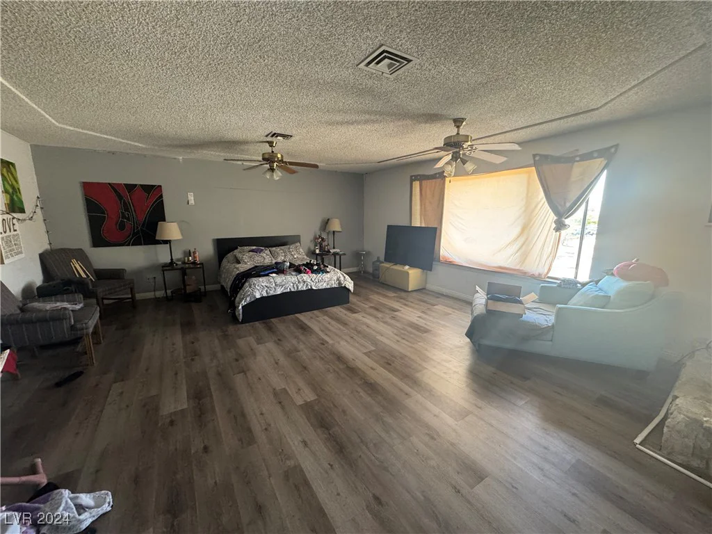 6510 Viewpoint, Las Vegas, NV 89156