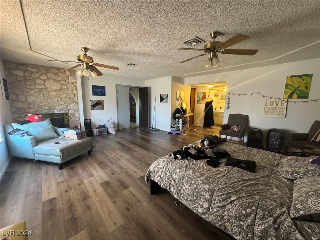 6510 Viewpoint, Las Vegas, NV 89156