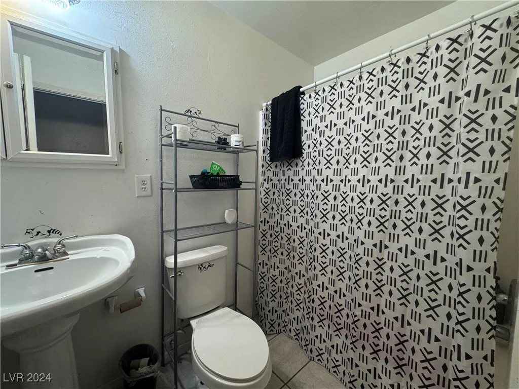 6510 Viewpoint, Las Vegas, NV 89156