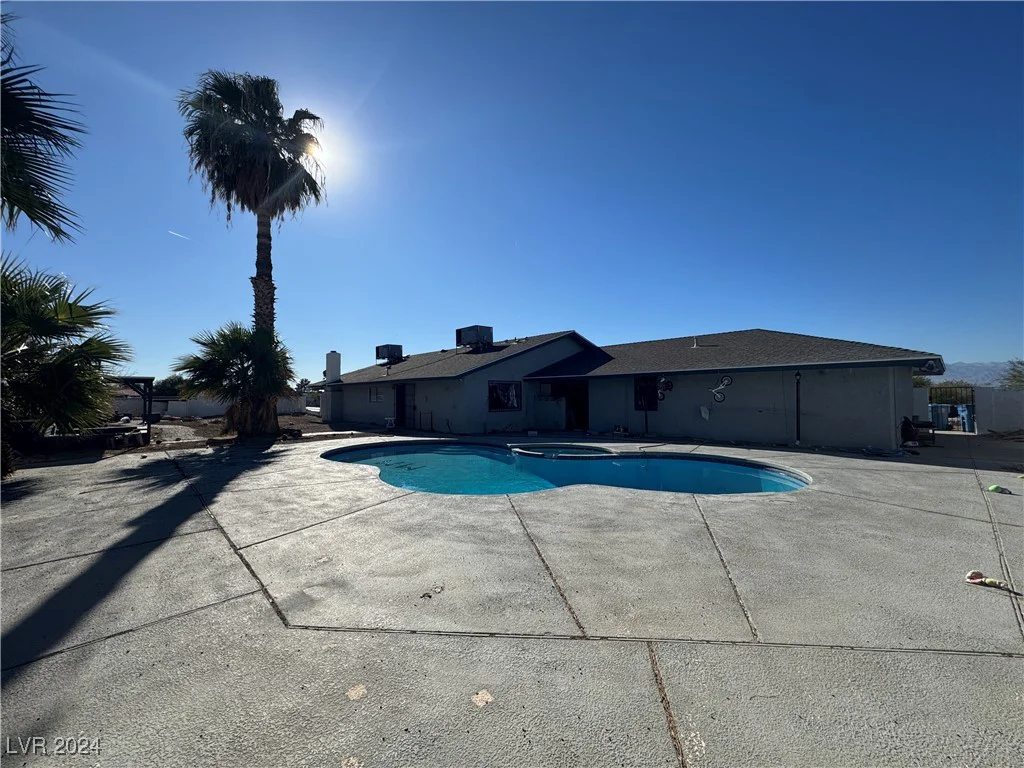 6510 Viewpoint, Las Vegas, NV 89156