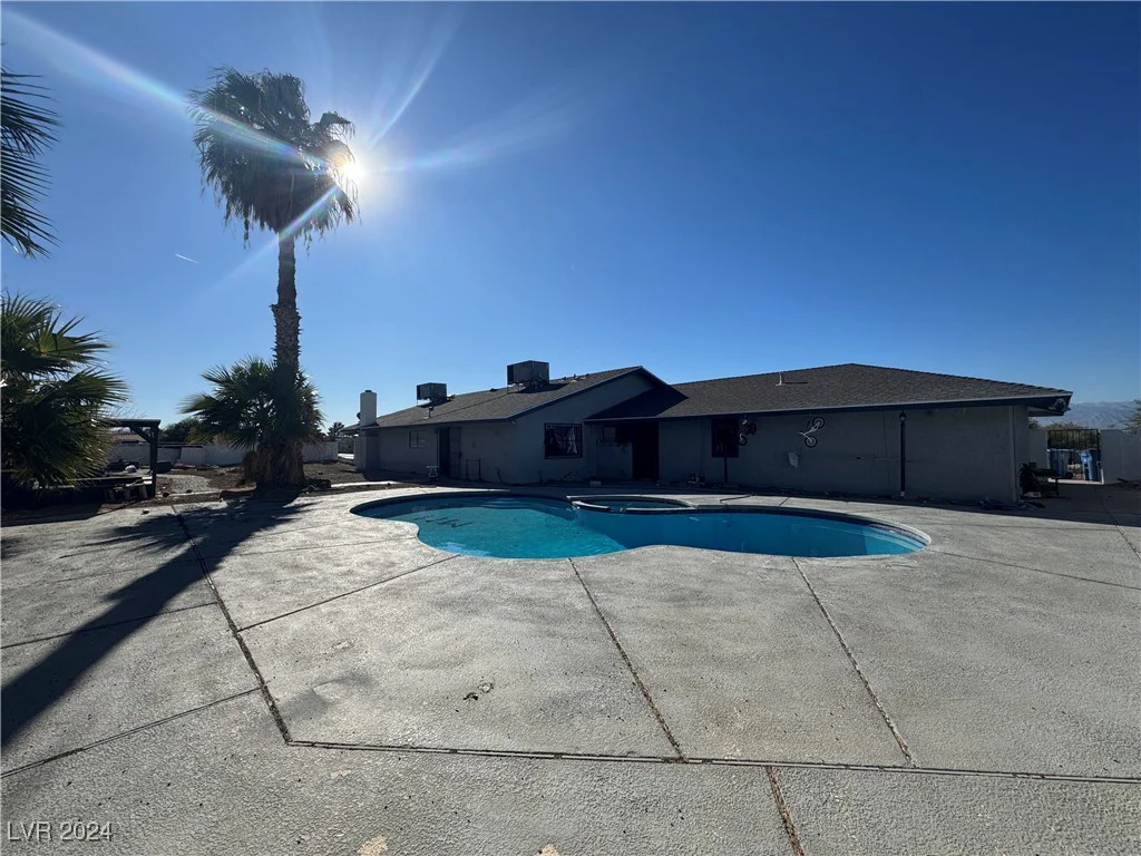 6510 Viewpoint, Las Vegas, NV 89156