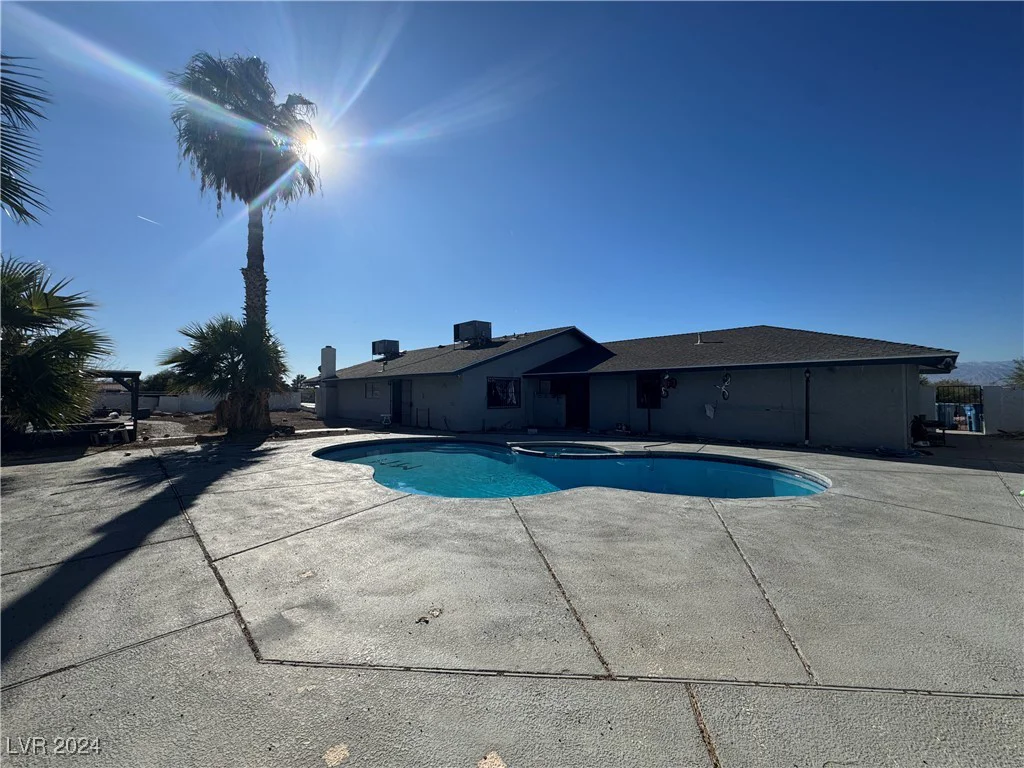 6510 Viewpoint, Las Vegas, NV 89156