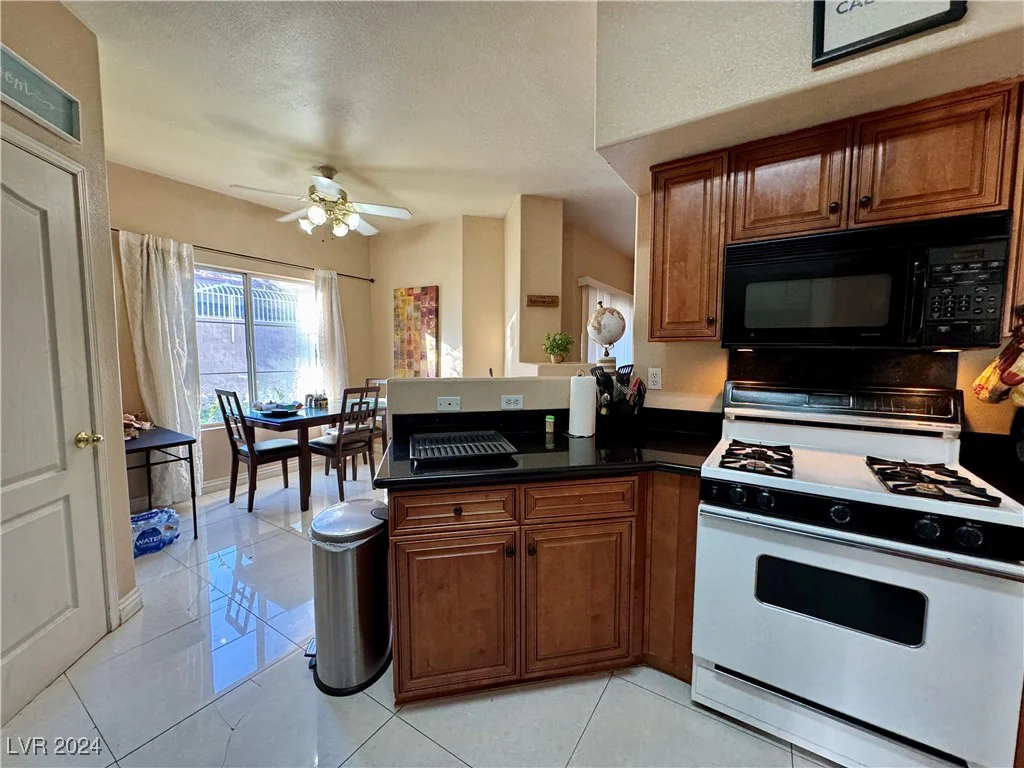 5525 Flamingo, Las Vegas, NV 89103