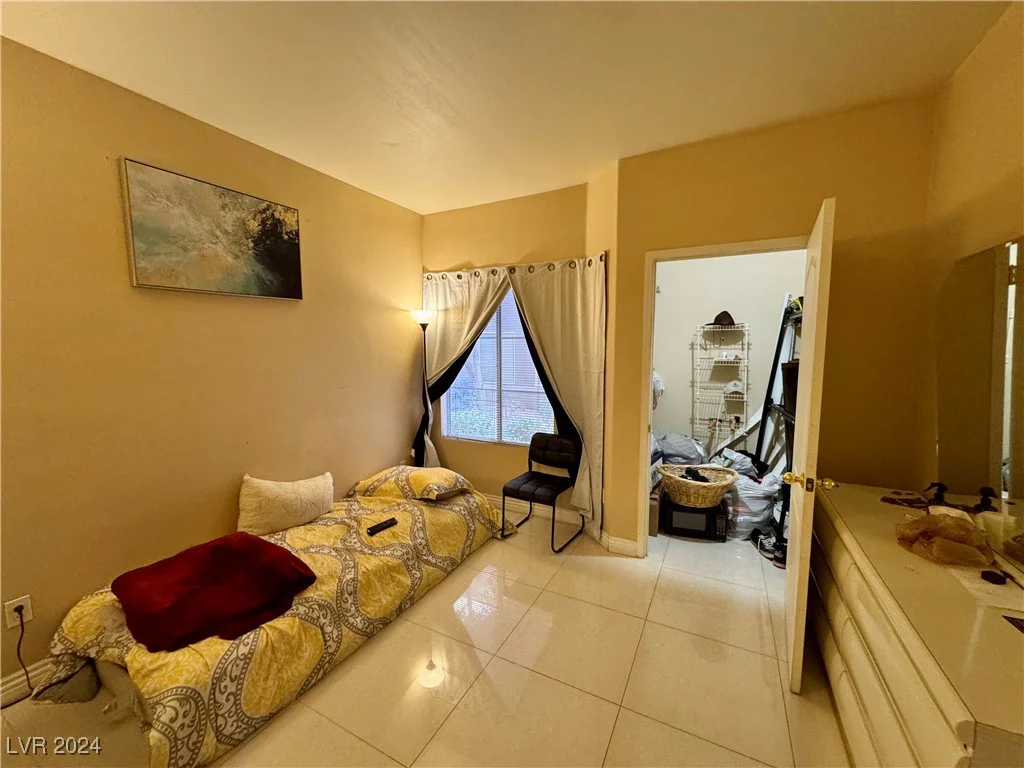 5525 Flamingo, Las Vegas, NV 89103