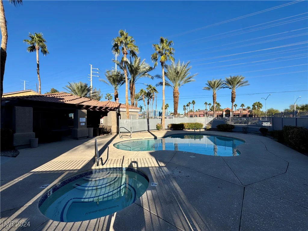 5525 Flamingo, Las Vegas, NV 89103