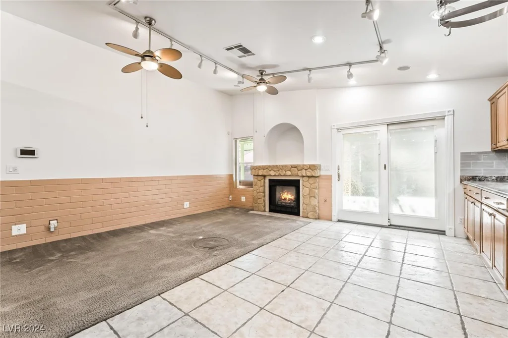 923 Highland Trails, Henderson, NV 89015