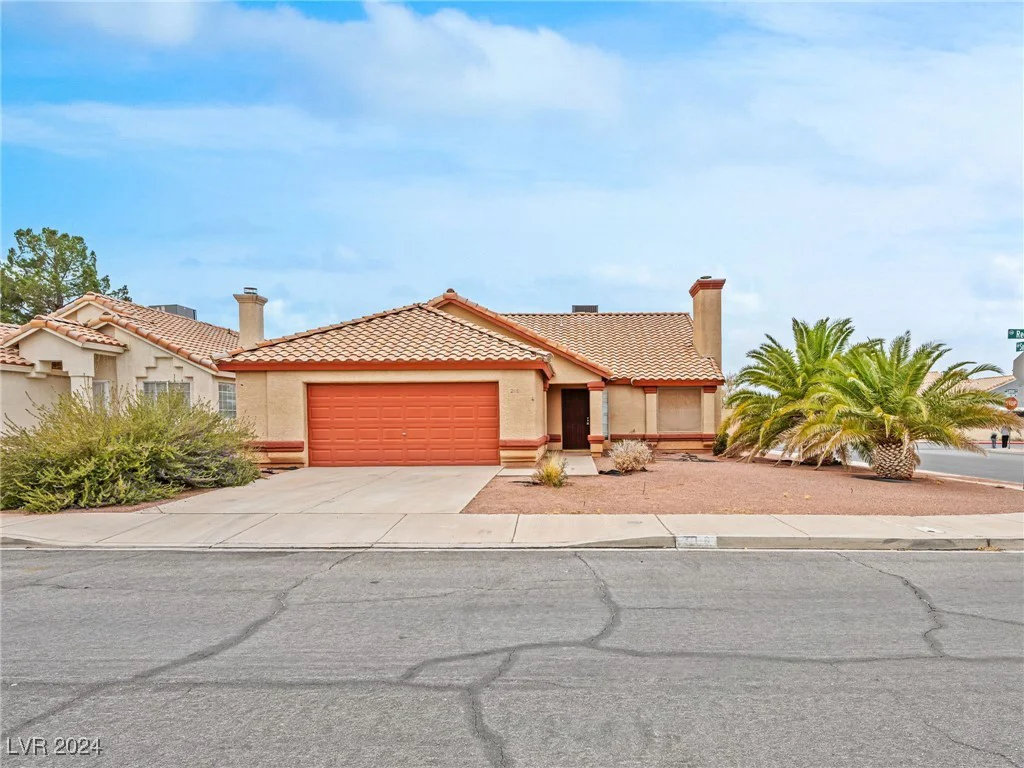 216 Red Cloud, Henderson, NV 89015