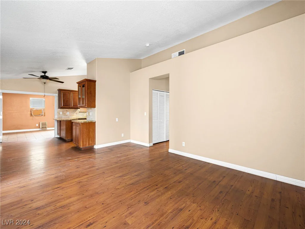 216 Red Cloud, Henderson, NV 89015