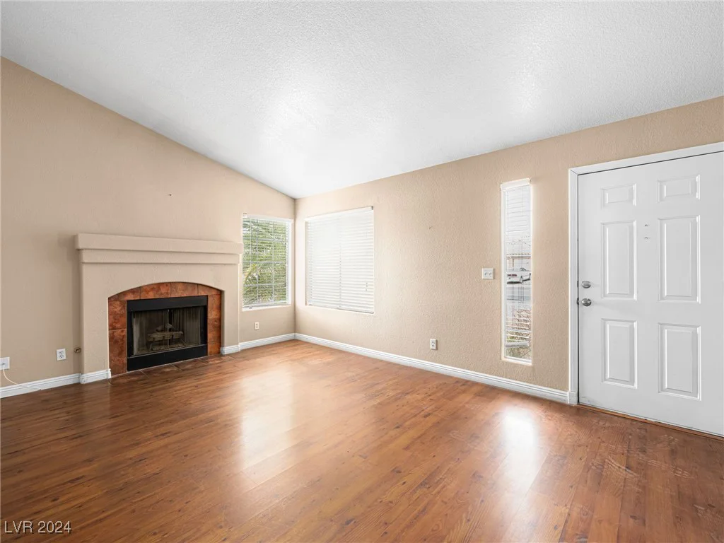 216 Red Cloud, Henderson, NV 89015