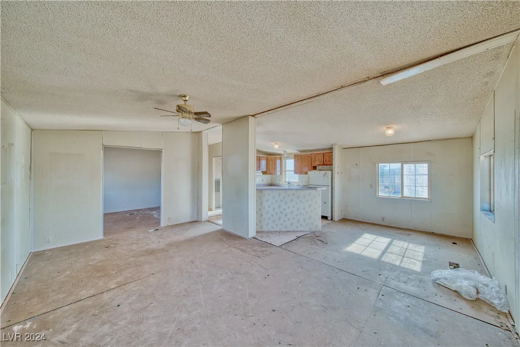 3271 Pueblo, Pahrump, NV 89048