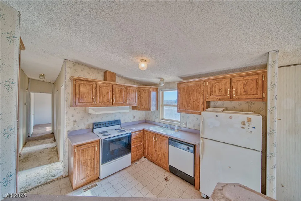 3271 Pueblo, Pahrump, NV 89048