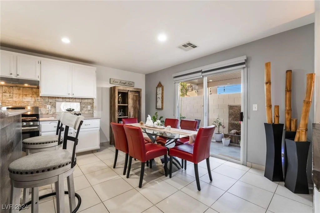 409 Dairy Creek, Las Vegas, NV 89183