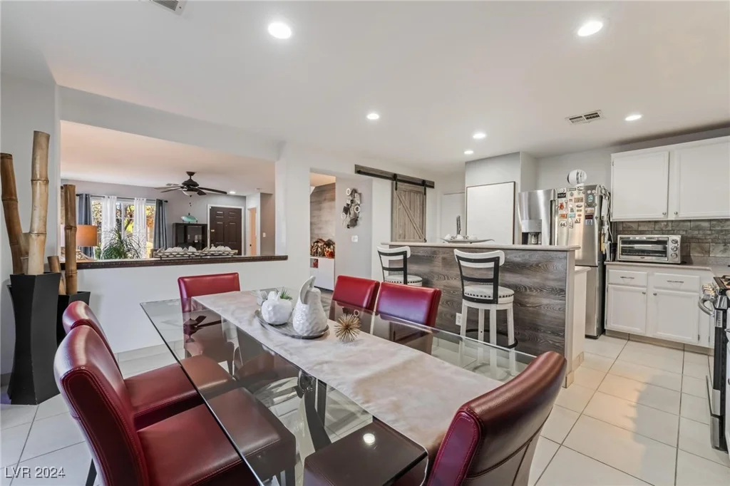 409 Dairy Creek, Las Vegas, NV 89183