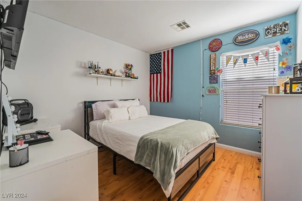 409 Dairy Creek, Las Vegas, NV 89183
