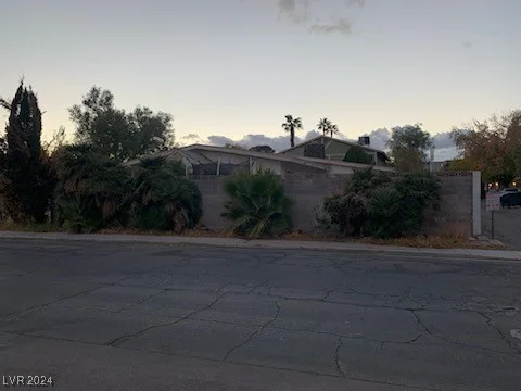 1552 Dorothy, Las Vegas, NV 89119