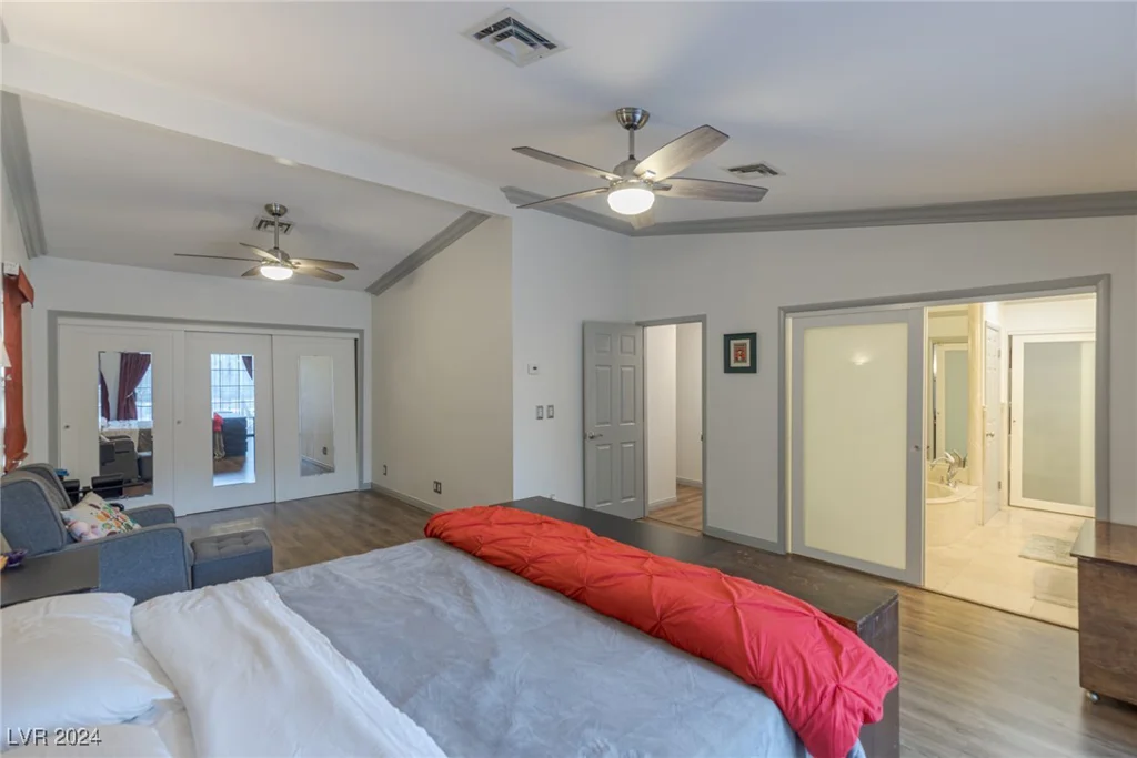 3850 Pacific, Las Vegas, NV 89121