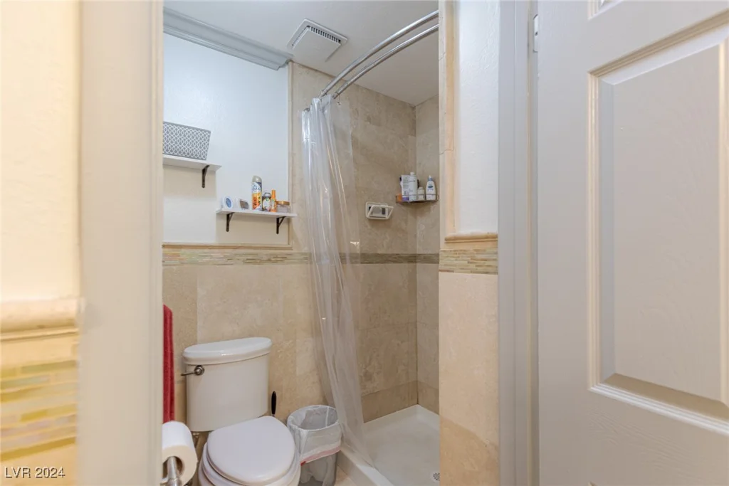 3850 Pacific, Las Vegas, NV 89121