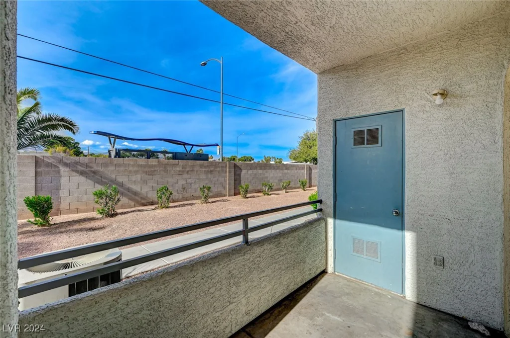 3318 Decatur, Las Vegas, NV 89130