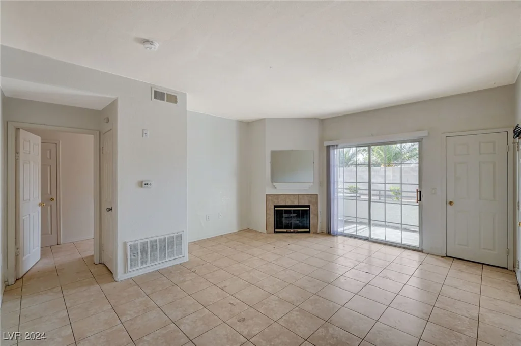3318 Decatur, Las Vegas, NV 89130