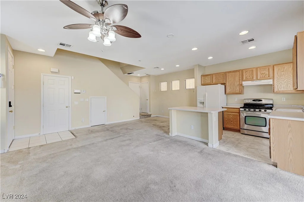153 Sitka Spruce, Henderson, NV 89015