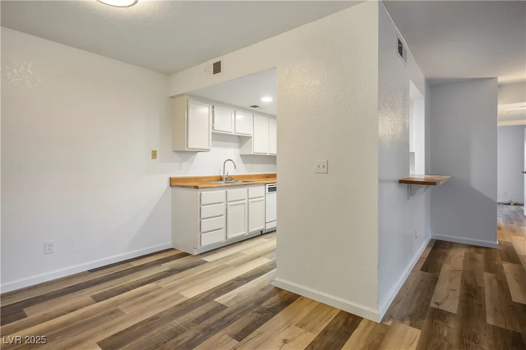 3790 Shirebrook, Las Vegas, NV 89115