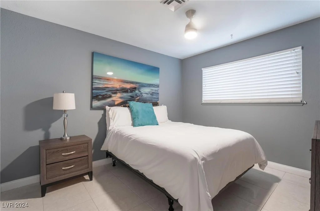 4261 El Moor, Las Vegas, NV 89121
