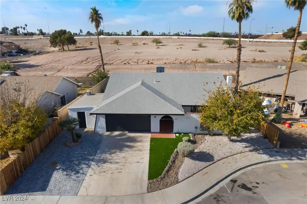 4261 El Moor, Las Vegas, NV 89121