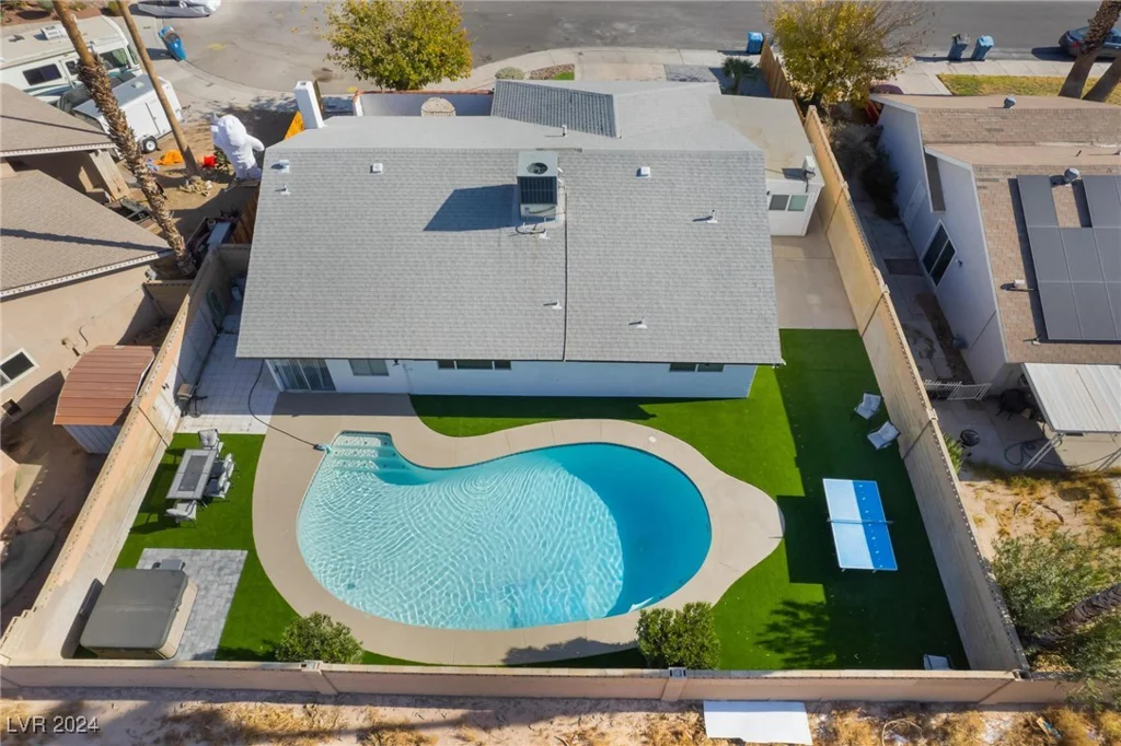 4261 El Moor, Las Vegas, NV 89121