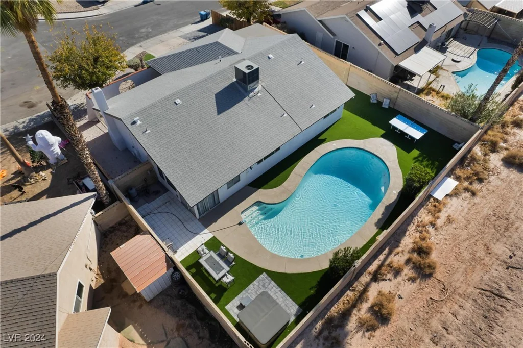 4261 El Moor, Las Vegas, NV 89121