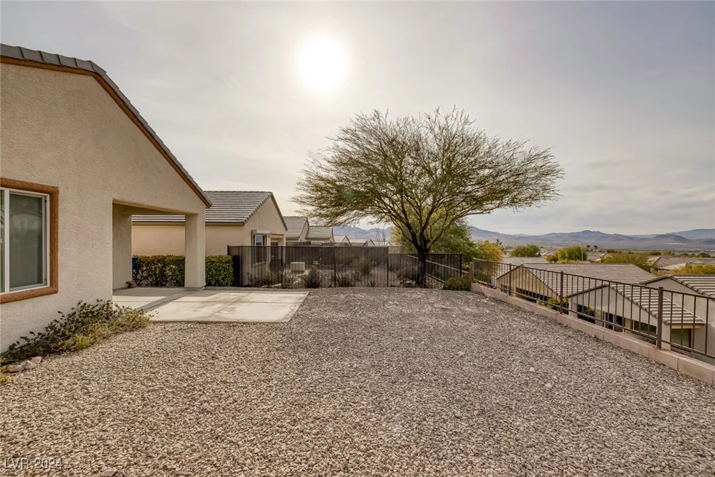 2540 Eclipsing Stars, Henderson, NV 89044
