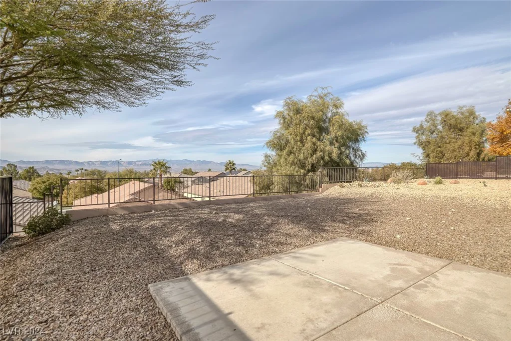 2540 Eclipsing Stars, Henderson, NV 89044