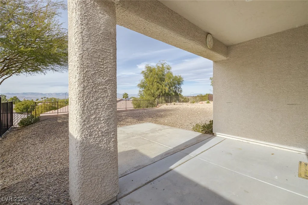2540 Eclipsing Stars, Henderson, NV 89044