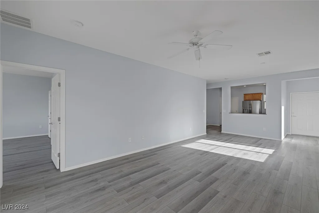 2540 Eclipsing Stars, Henderson, NV 89044