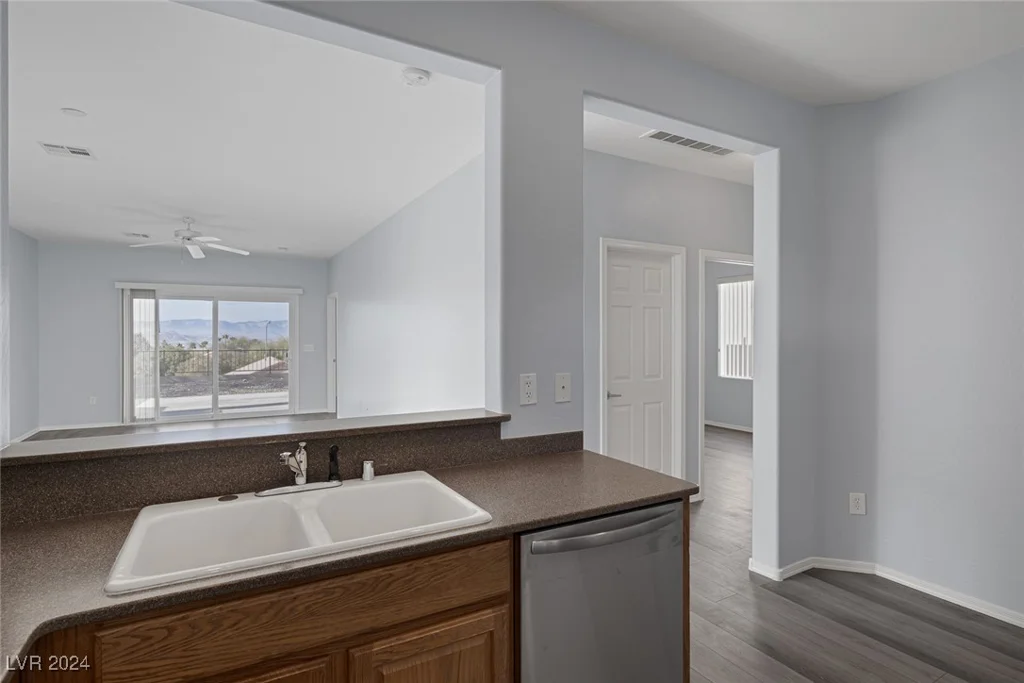 2540 Eclipsing Stars, Henderson, NV 89044