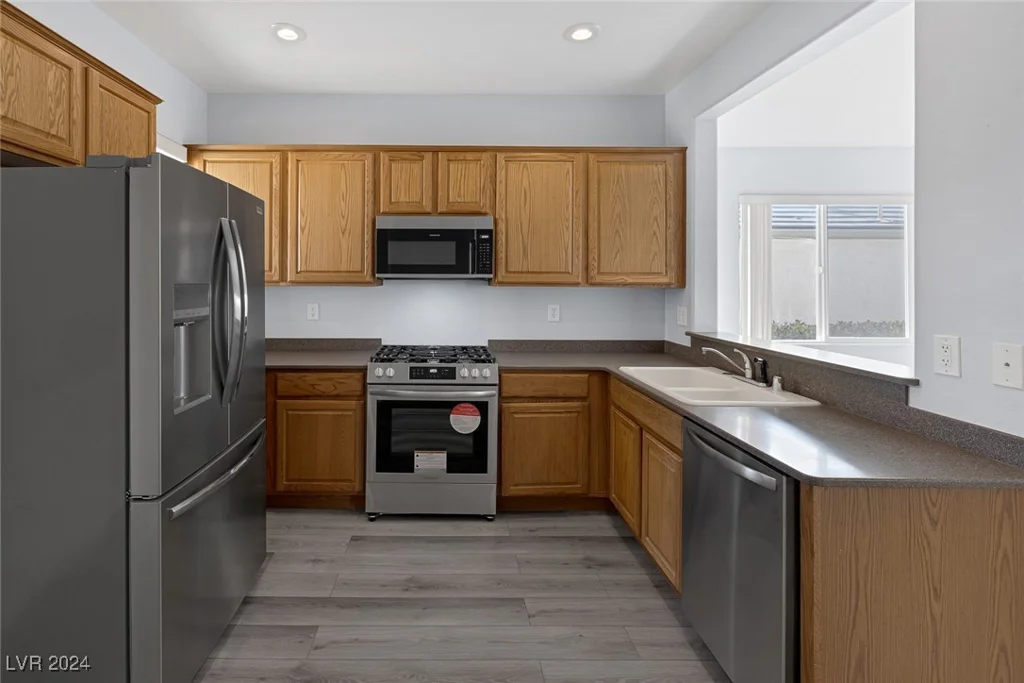 2540 Eclipsing Stars, Henderson, NV 89044