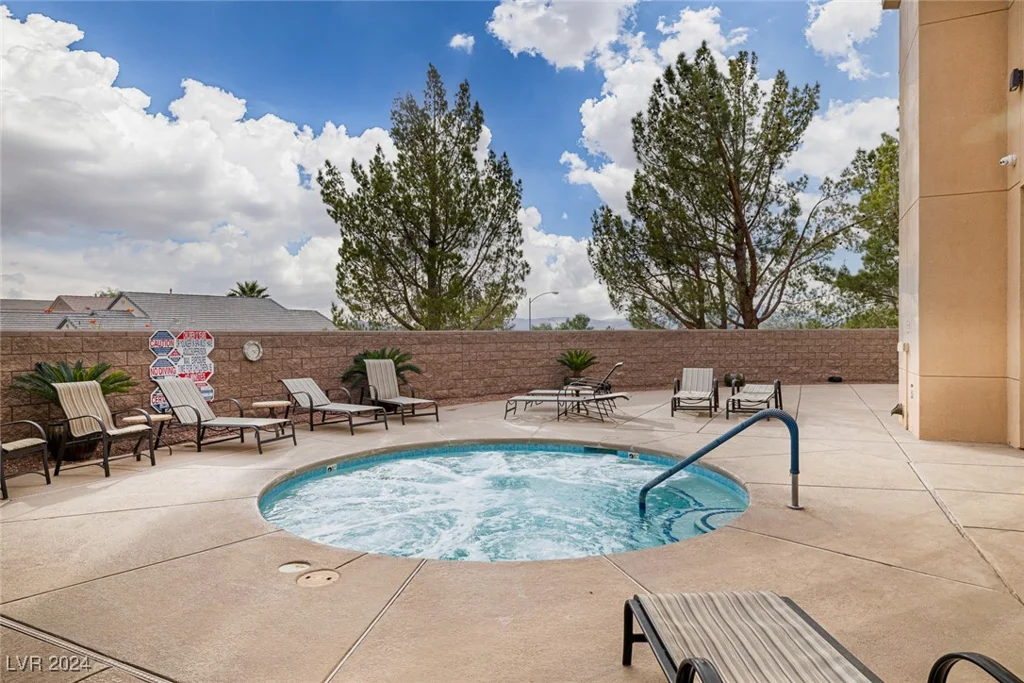 2540 Eclipsing Stars, Henderson, NV 89044