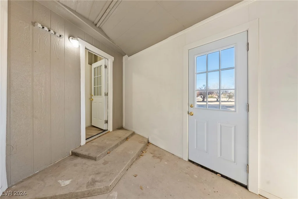 1380 Black, Pahrump, NV 89060