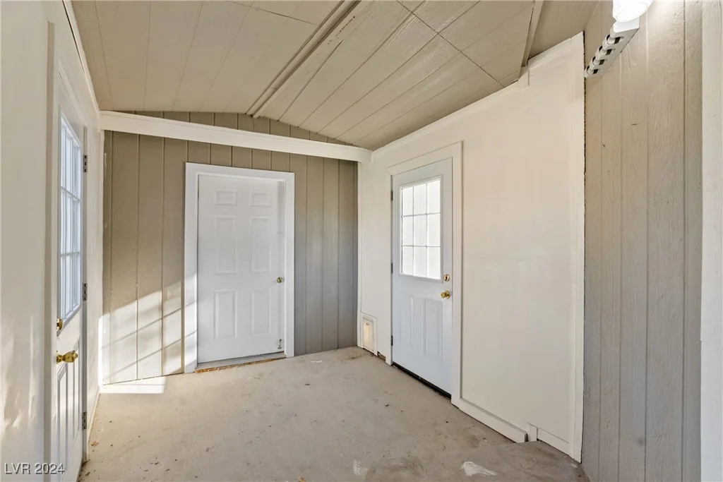1380 Black, Pahrump, NV 89060
