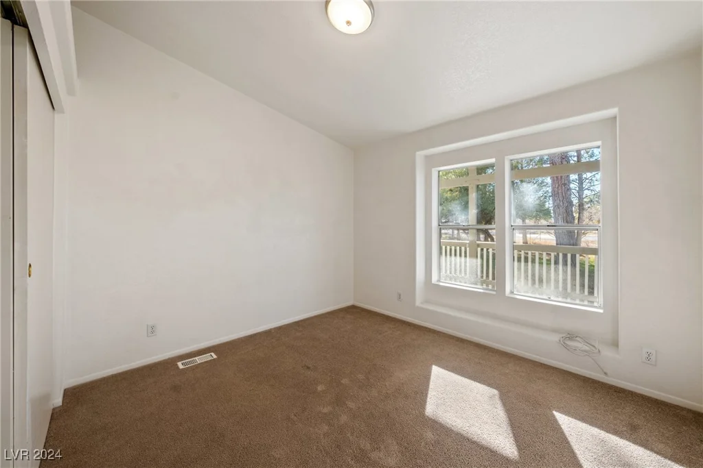 1380 Black, Pahrump, NV 89060