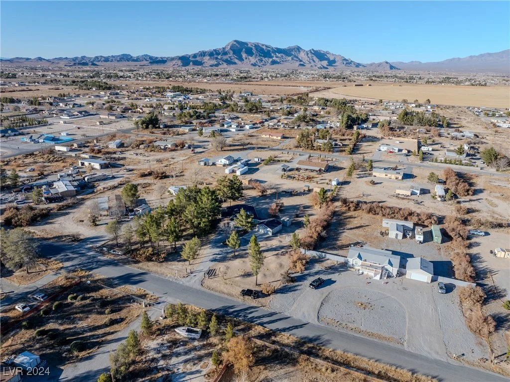 1380 Black, Pahrump, NV 89060