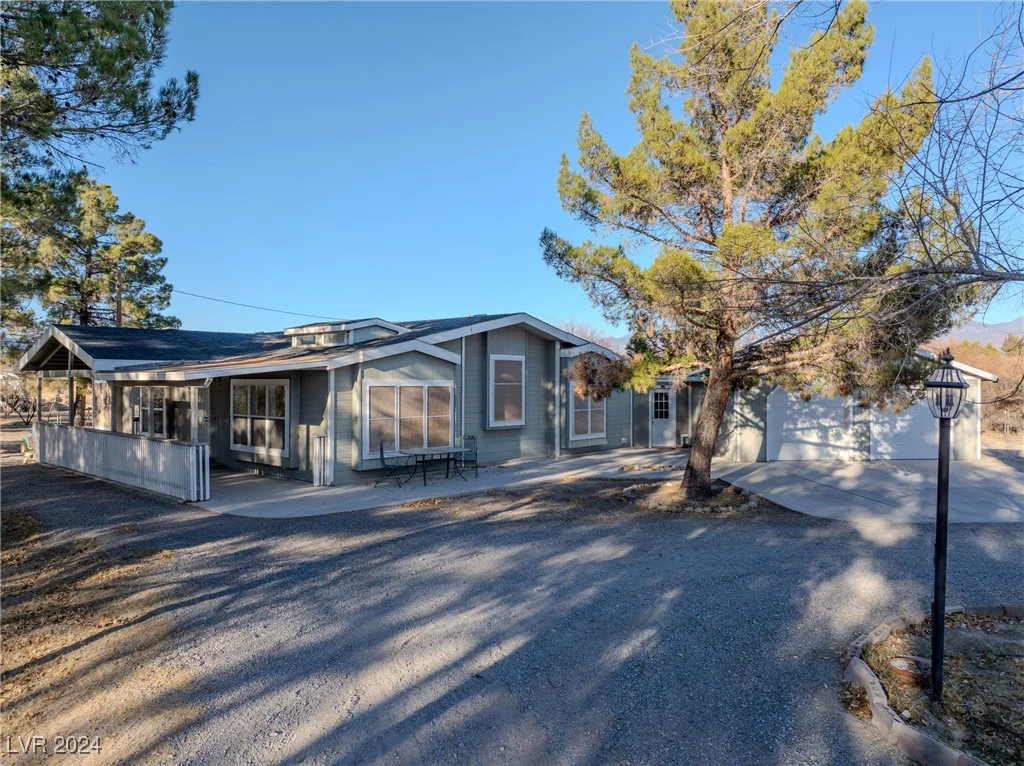 1380 Black, Pahrump, NV 89060