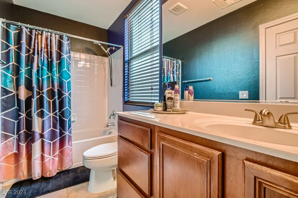 5819 Casa Madera, Las Vegas, NV 89131