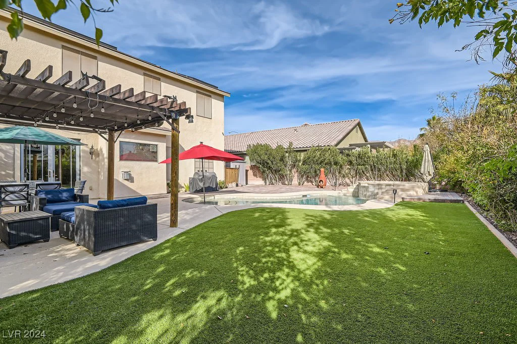 5819 Casa Madera, Las Vegas, NV 89131