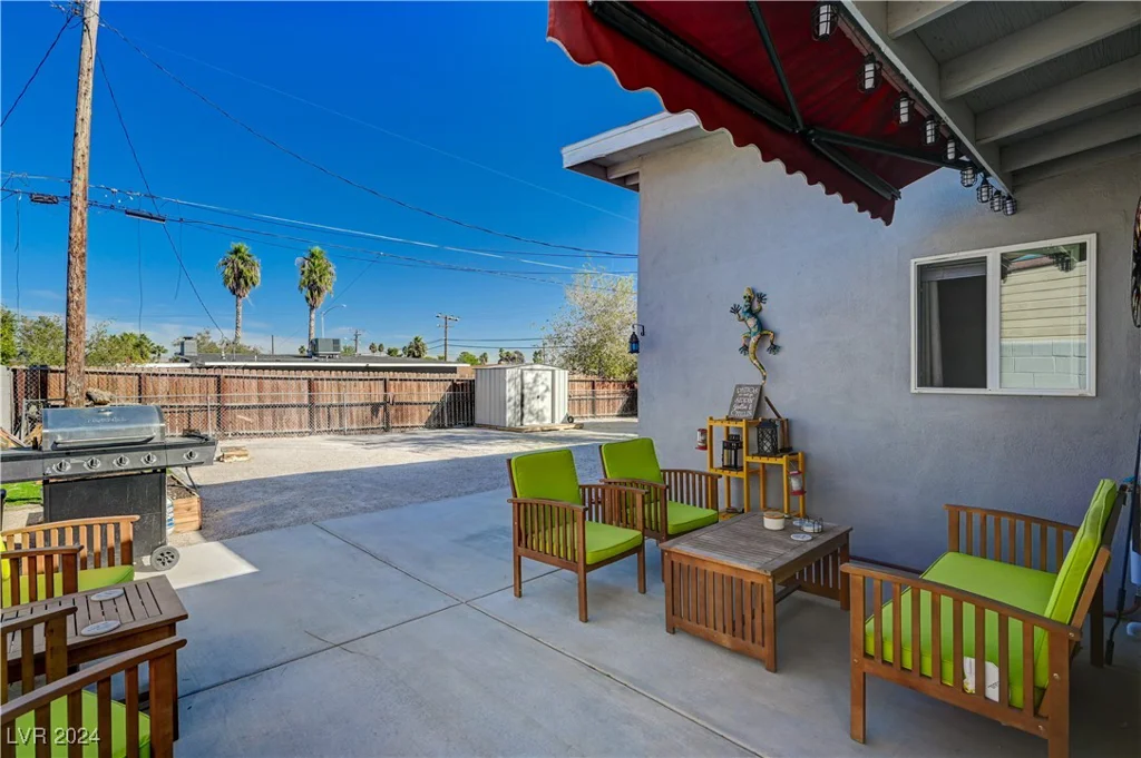 1829 Sweeney, Las Vegas, NV 89104