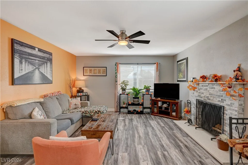1829 Sweeney, Las Vegas, NV 89104